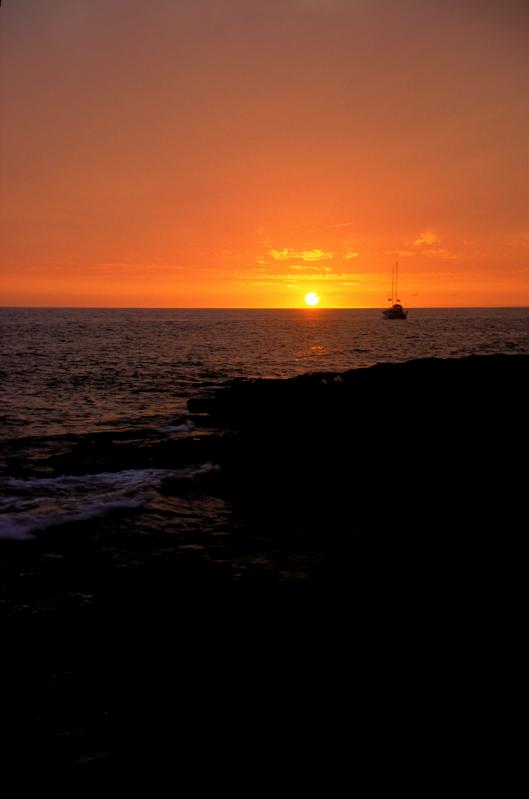 Kona.Sunset.Boat2