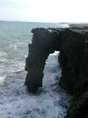 070202.Volcano1010SeaArchr
